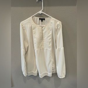 EUC Banana Republic Size Large Peasant top with peephole in front. White color